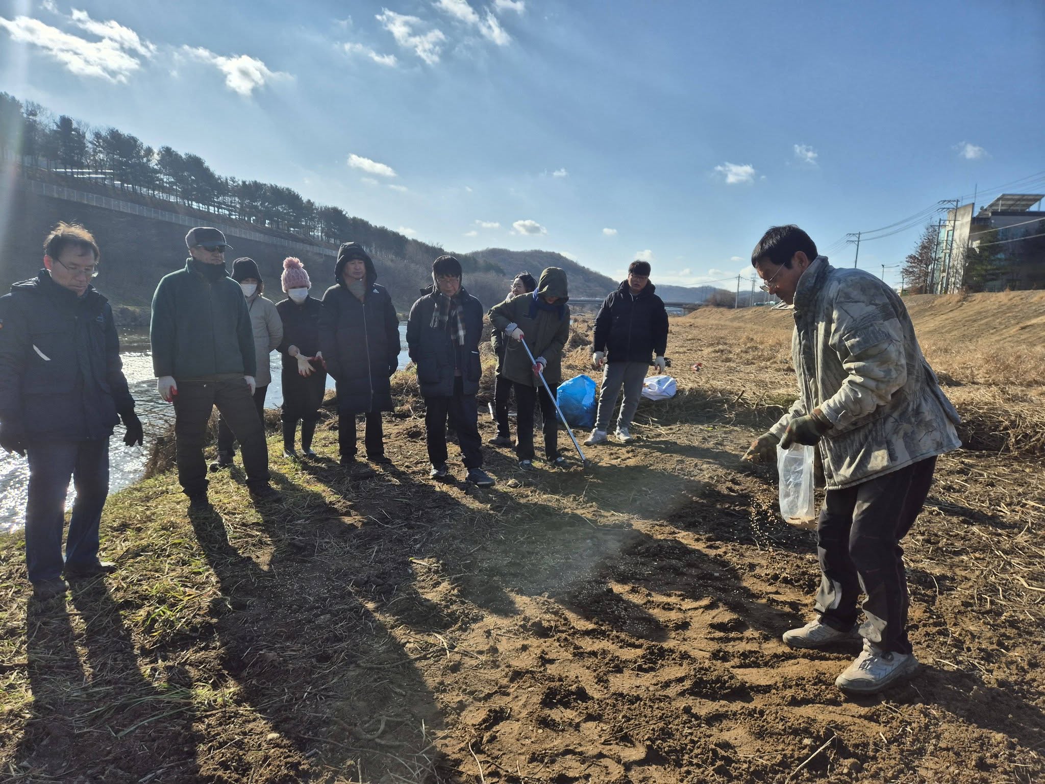 공익활동 사례 게시물에 첨부된 이미지